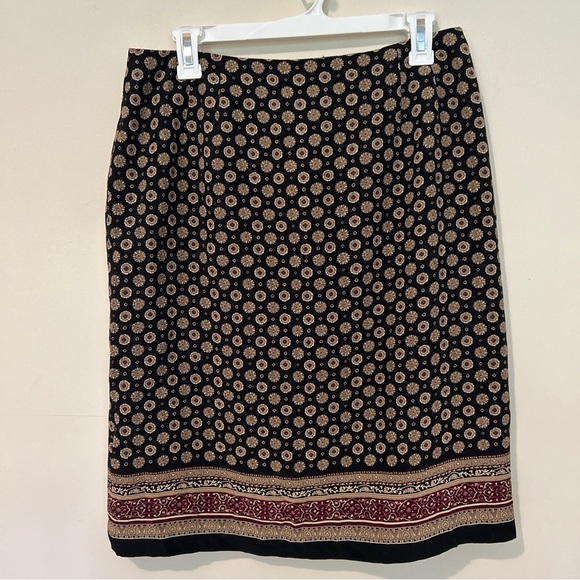 Talbots Silk Skirt Women’s 12 Black Gold Print Career Casual Invisible Zip - Picture 4 of 11
